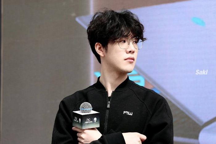 bet365线上投注 -TheShy在拜仁比赛中回归赛场，势不可挡引发热议！